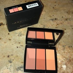 Peachy Love blush Anastasia Beverly Hills